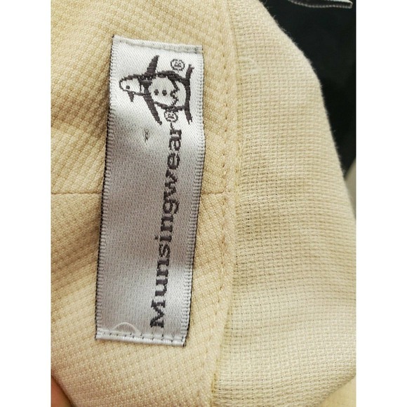 Munsingwear Women's Cream Rayon Buttons Front Long Sleeve Top Shirt Size Medium - Picture 10 of 11